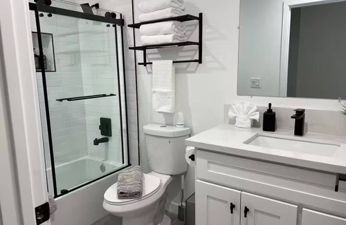 La Habra House | 3 Br House by Disneyland and LA