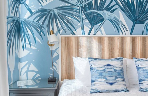 Rosemary Beach Hotel | 302 Rosemary Beach Inn - Includes Beach Chairs & Complimentary Breakfast + Access to 4 Pools