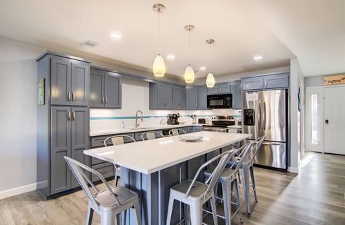 Miramar Beach Ski Chalet | 3C, Vitamin Sea