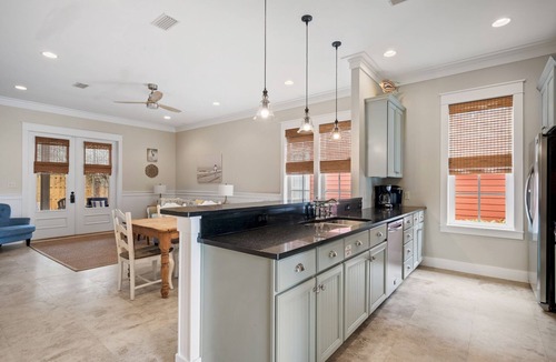 Sandestin Cottage | 4 Bd Bungalo at Sandestin, Golf Cart Included