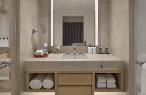 Back Bay East Hotel | 4 Classic Fireplace Suite at The Newbury Boston!