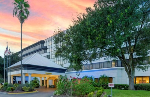 Baymeadows House | 4 Convenient Units! Near Tree Hill Nature Center and Mandarin Museum!