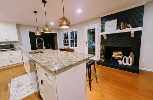 East Cobb House | 460 Holt