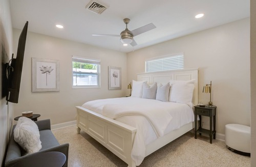 Southgate House | 4BR Private Pool Home ★ Minutes to Siesta Key
