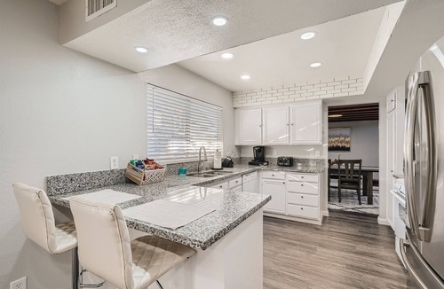 Spring Valley Villa | 4BR w/GameRoom and Heated Pool 10 Min to Strip!