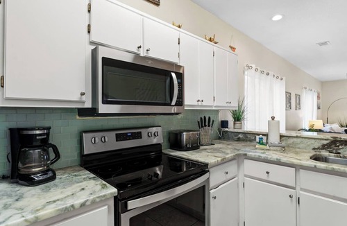 Miramar Beach House | 5-Min Walk to Beach | Pool | Loaded Game Room | Near Shops & Outlets ✨