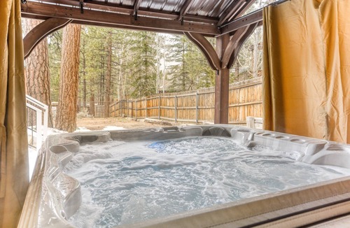 Eagle Mountain Estates House | 7 Bedrooms, Hot tub, Game room, Poker room, BBQ