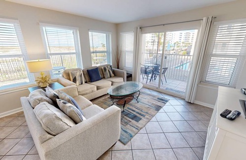 Holiday Isle Condo | 84 m² Condo ∙ 2 bedrooms ∙ 6 guests