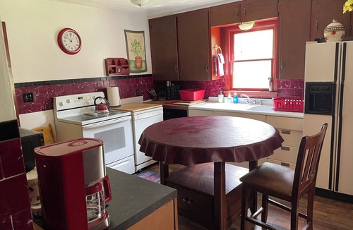 Bigfork Cottage | A cozy three bedroom Cottage near Flathead Lake