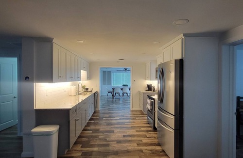 Englewood South House | A gem with a view! 3-bedroom house on the bay