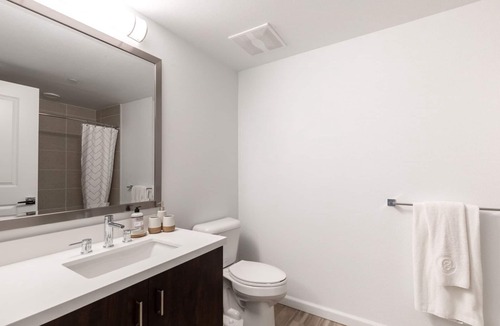 Westchester Apartment | Airy Westchester 1BR w/ Pool, Gym, nr. Venice Beach, by Blueground