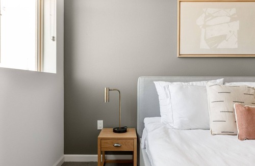 Westchester Apartment | Airy Westchester 1BR w/ Pool, Gym, nr. Venice Beach, by Blueground