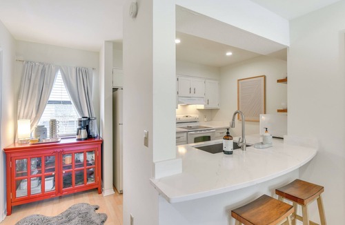 Cassine Village Apartment | 'almond Grove Cottage' w/Patio: Walk to Beach!