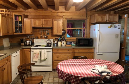 Franklin Cabin | Amazing lakefront house on 12+ acre private peninsula on quiet lake