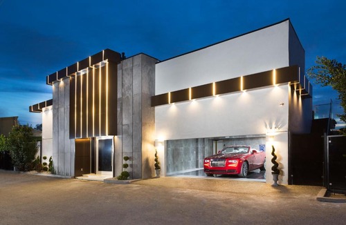 Hollywood Hills West Villa | AMAZING VILLA ON SUNSET PLAZA
