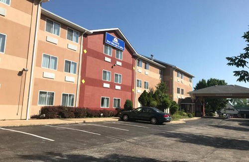 St. Charles Hotel | Americas Best Value Inn and Suites Saint Charles