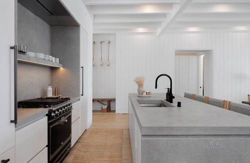 Central Malibu House | Aquaterra by Stay Awhile Villas