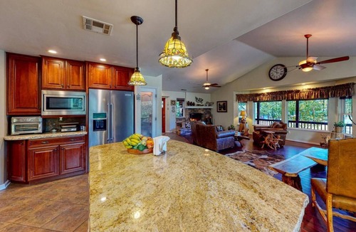 Arrowbear Lake House | Arrowbear Lakehouse, Large Private 5BR-3BA, Deck, Sauna, Media/Game Rm