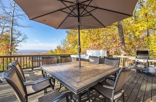Millville Cabin | Aslan's How - Cabin with Valley Views & Hot Tub!