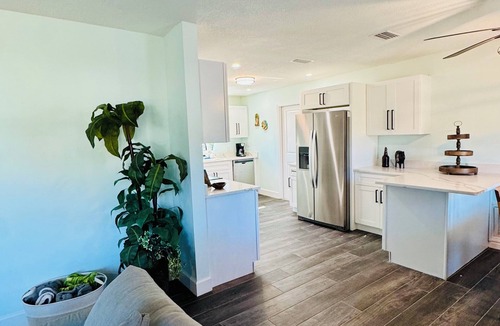 South Patrick Shores Apartment | Awesome 3-bedroom apartment with AC in Satellite Beach