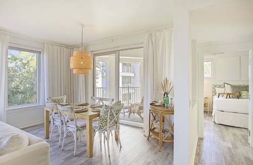 Baytowne Wharf Condo | Bahia 4329 - Sandestin Resort, Walk to Baytowne, Community Pool + Hot Tub!