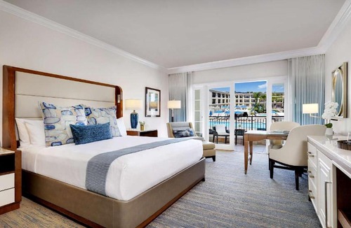 Newport Beach Hotel | Balboa Bay Resort
