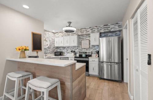 Siesta Key House | Bay Oaks C Second Floor