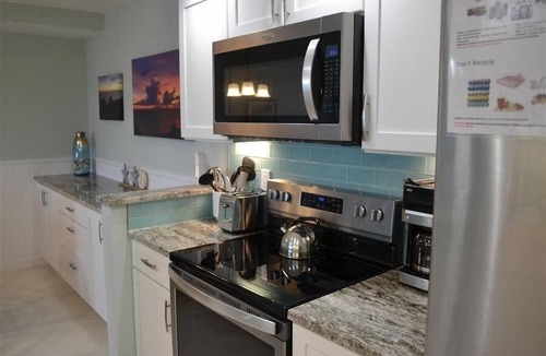 Longboat Key Condo | Beachcomber unit 504