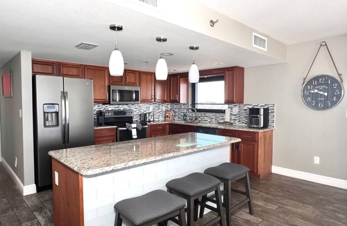 Biltmore Beach Condo | Beachfront Condo, Pool, 700 sq ft Balcony! Hot Tub,