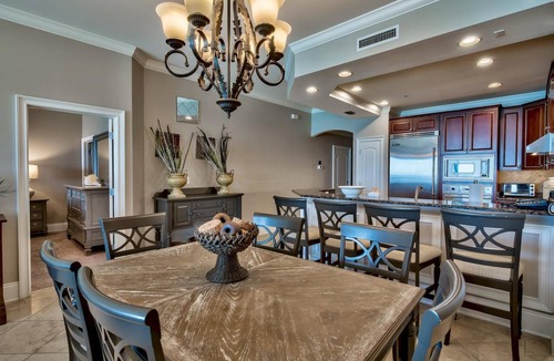 Santa Rosa Beach Condo | Beachfront Unit with Private Balcony and Resort-Style Pool Access