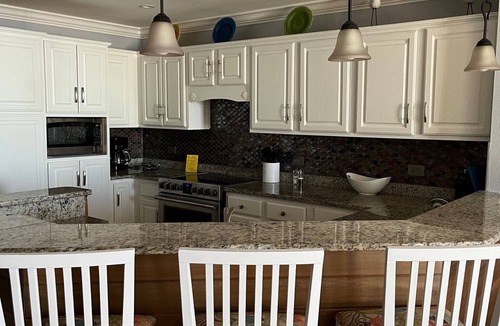 Ono Island Condo | Beachfront, Walk to FloraBama, Long/Short Term