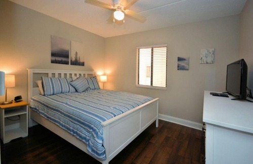 St. Augustine Beach Apartment | Beachside Bliss-Courtyard Villa-Beachside condo
