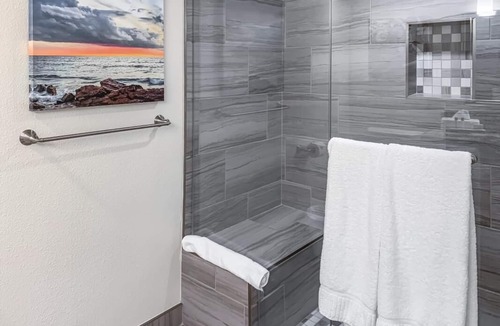 Capistrano Beach Resort | Beachside Convenience, 3 Modern Units, Pool, Parking