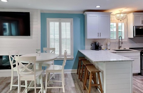 Seagrove Beach Apartment | Beachside Villas 911