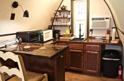 Canton Cabin | Bear Minimum - Tiny Home with Cold Mountain Views