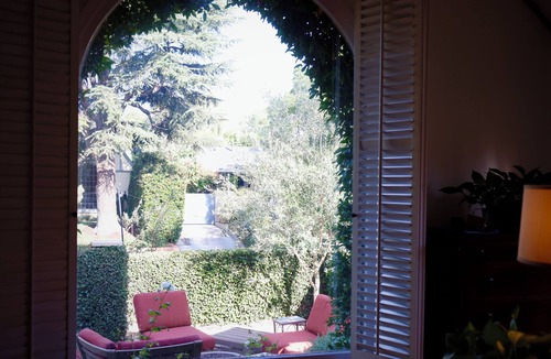 Mid-Wilshire House | BEAUTIFUL 1920s CHARMING 3-BR HOME in the HEART OF L.A.