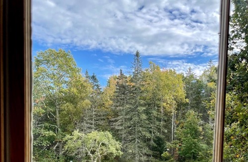 Brooklin Apartment | Beautiful barn apartment walking distance to downtown Brooklin