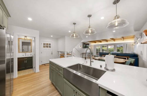 Beach Barber Tract Villa | Beautiful Beachside Bliss