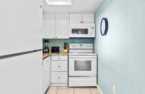 Avon By The Sea Condo | Beautiful Direct Oceanfront Condo W/Heated Pool & Steps to the Pier!🌴