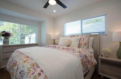Orange House | Beautiful Home with 4 bedroom, 2 bathrooms-full amenities