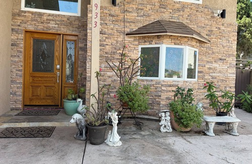 Santa Ana House | Beautiful Spacious VACATION HOME 4br3ba -Disneyland, Beaches, LIL Saigon