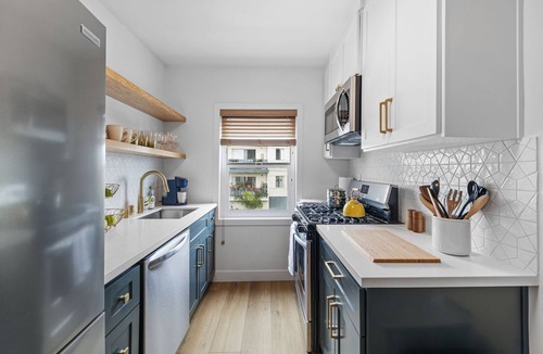 Mar Vista Apartment | Beautiful Studio in Mar Vista!
