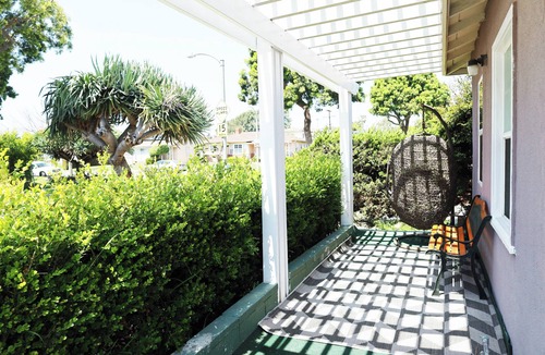 Mid City Apartment | Beautiful unit in Baldwin Hills