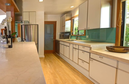 Venice House | Beautiful Zen Spa Retreat in Venice Beach California- "A Rare Gem!"