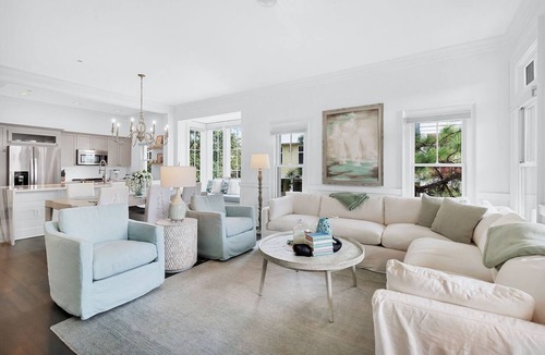 Watercolor Condo | Beautifully Decorated 2 Bedroom Condo. Just a 2 Minute Walk to the Beach!