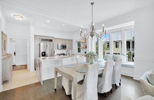 Watercolor Condo | Beautifully Decorated 2 Bedroom Condo. Just a 2 Minute Walk to the Beach!
