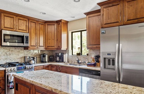 Lake Arrowhead Cottage | Beautifully Remodeled Kitchen Peaceful Mountain Views Sutter by Avantstay