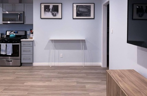 North Hollywood House | Become Simplicity in Charming Bungalow