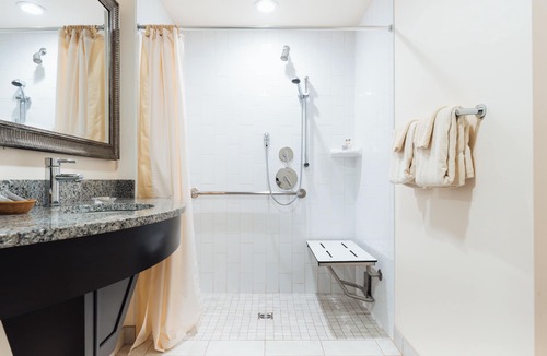 Belfast Hotel | Belfast Harbor Inn