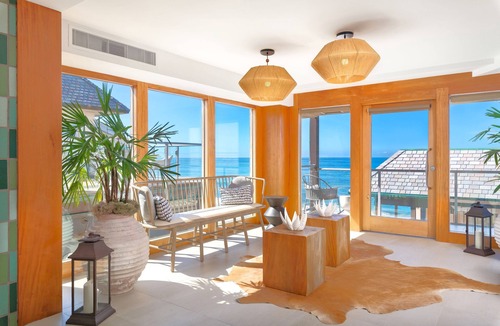 Carlsbad Village Hotel | Best Place to Stay in Carlsbad! Beachfront Property with Outdoor Pool